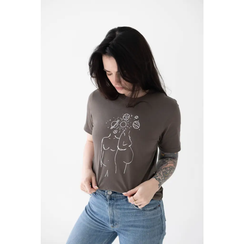 Brown graphic tee with minimalist line drawing of female figure and flowers - free shipping
