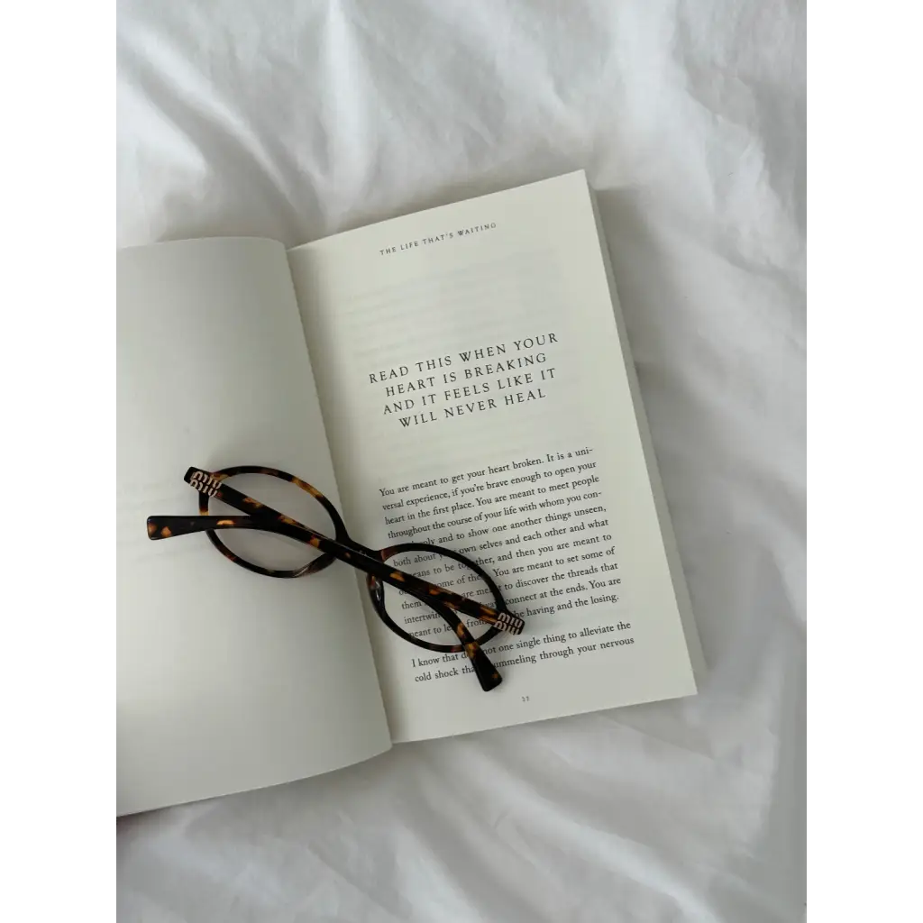 Tortoiseshell acetate eyeglasses with round lenses and thin metal temples for stylish womens clothes