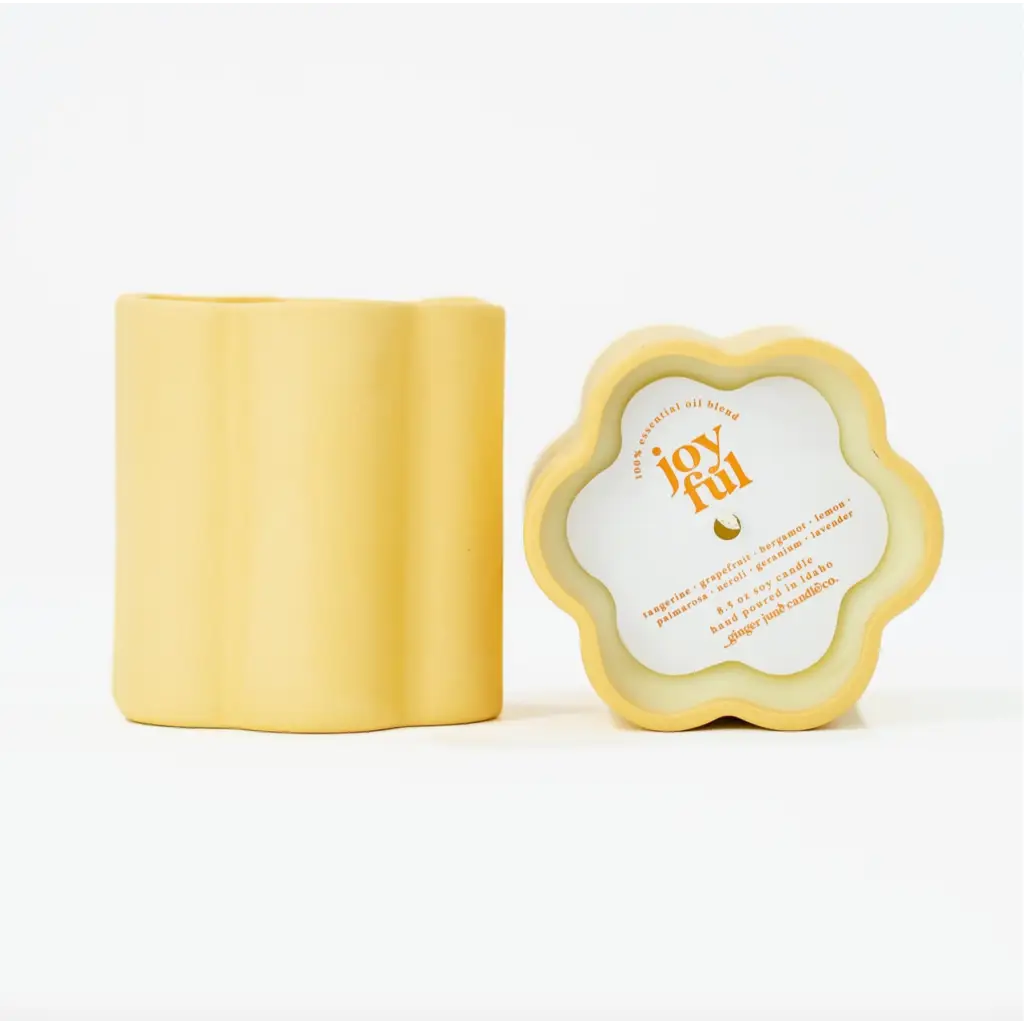 Ceramic Daisy • 100% Essential Oil Soy Candle - Yellow