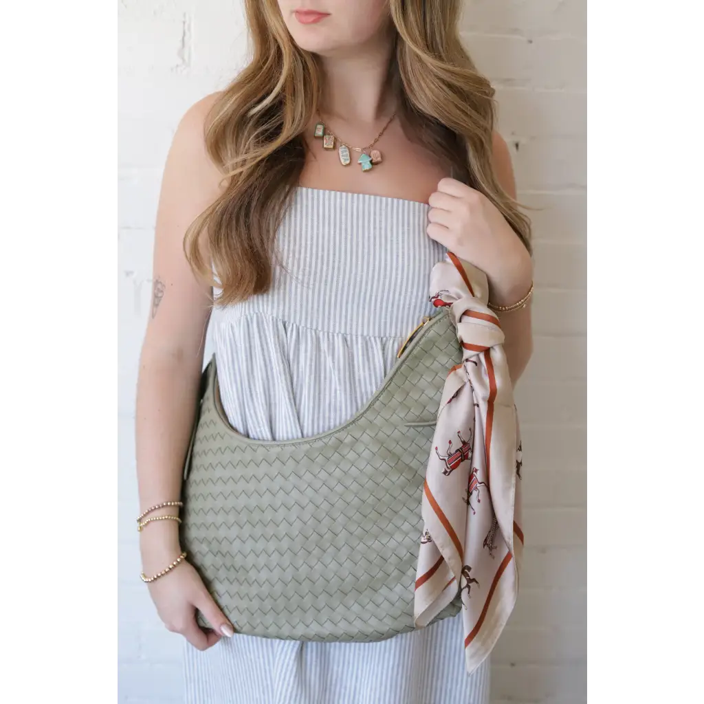 Diana Woven Bag XL in light green vegan leather with two interior pockets and tied scarf
