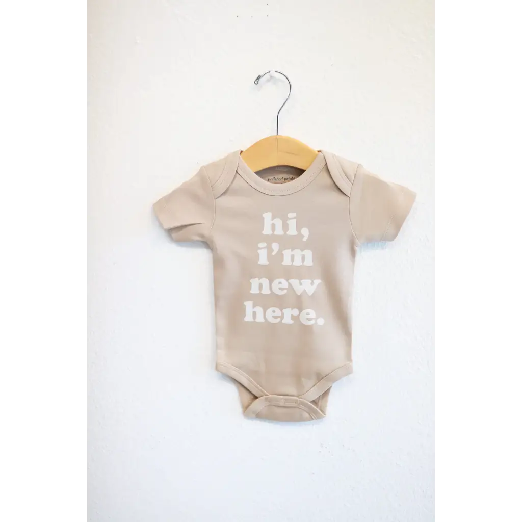 Hi I’m New Here Organic Cotton Baby Onesie | Grey Brown