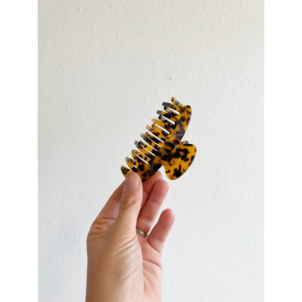 Large Hair Claw Clip in Tortoise - Polished Prints