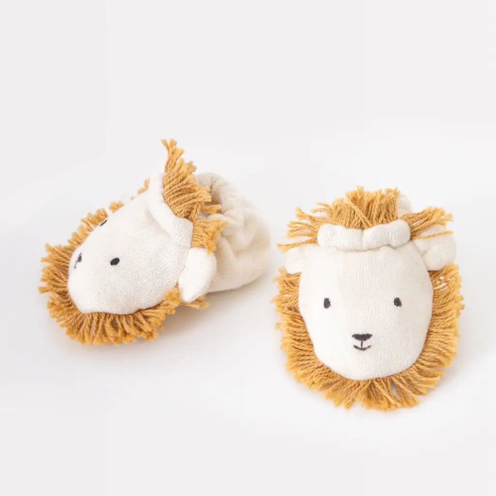 Cute Lion Baby Booties in cream yellow plush with fringe accents