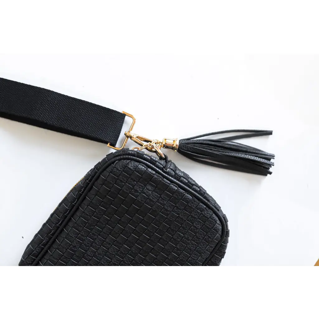 Lucy Woven Camera Bag | Solid Black - 230 Adult Bags