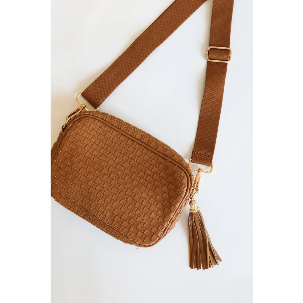 Lucy Woven Camera Bag | Solid Brown - 230 Adult Bags