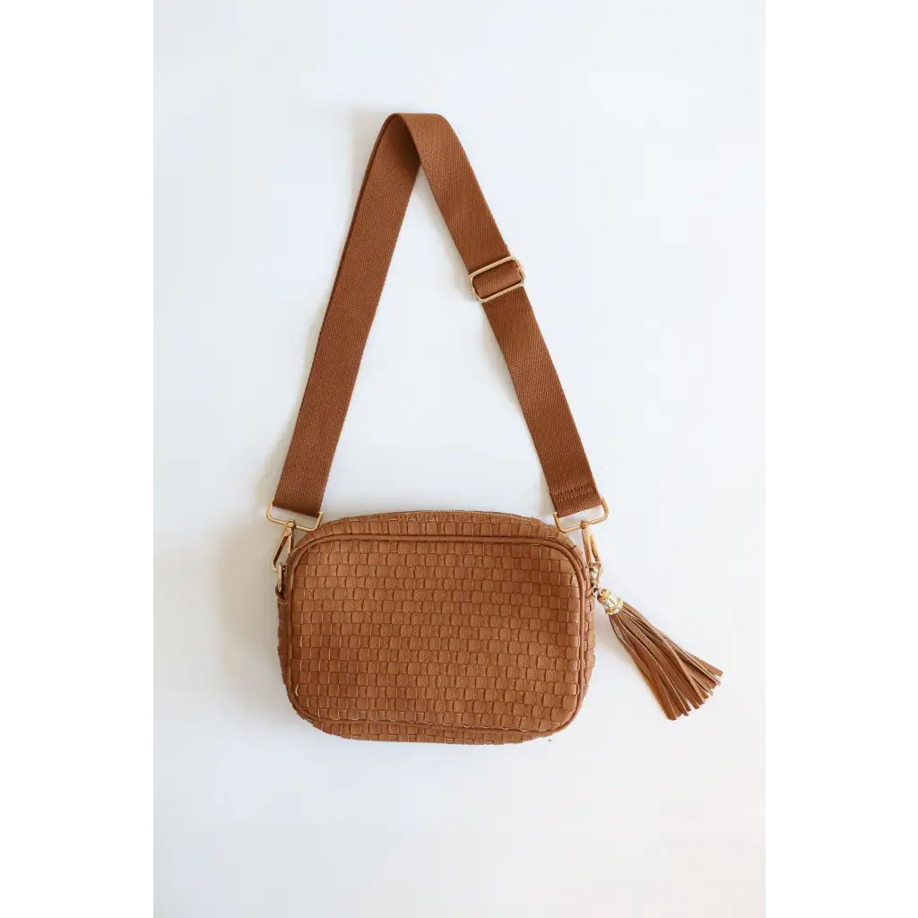 Lucy Woven Camera Bag | Solid Brown - 230 Adult Bags