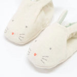 Cute cream cat slippers with glittery eyes, pink noses, soft fabric for stylish moms