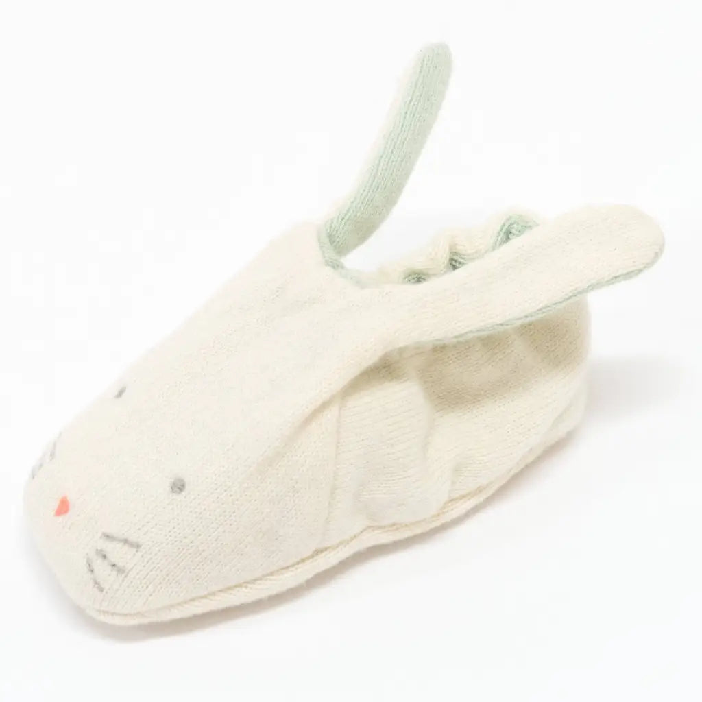 Cute cream cat slippers with polka dots, green ears, polished prints for moms