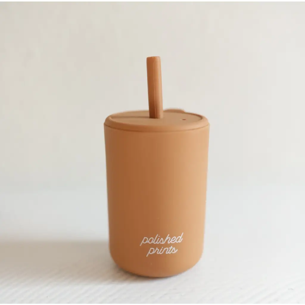 https://polished-prints.com/cdn/shop/files/silicone-straw-cup-with-lid-toasted-nut-559_1800x1800.webp?v=1687289974