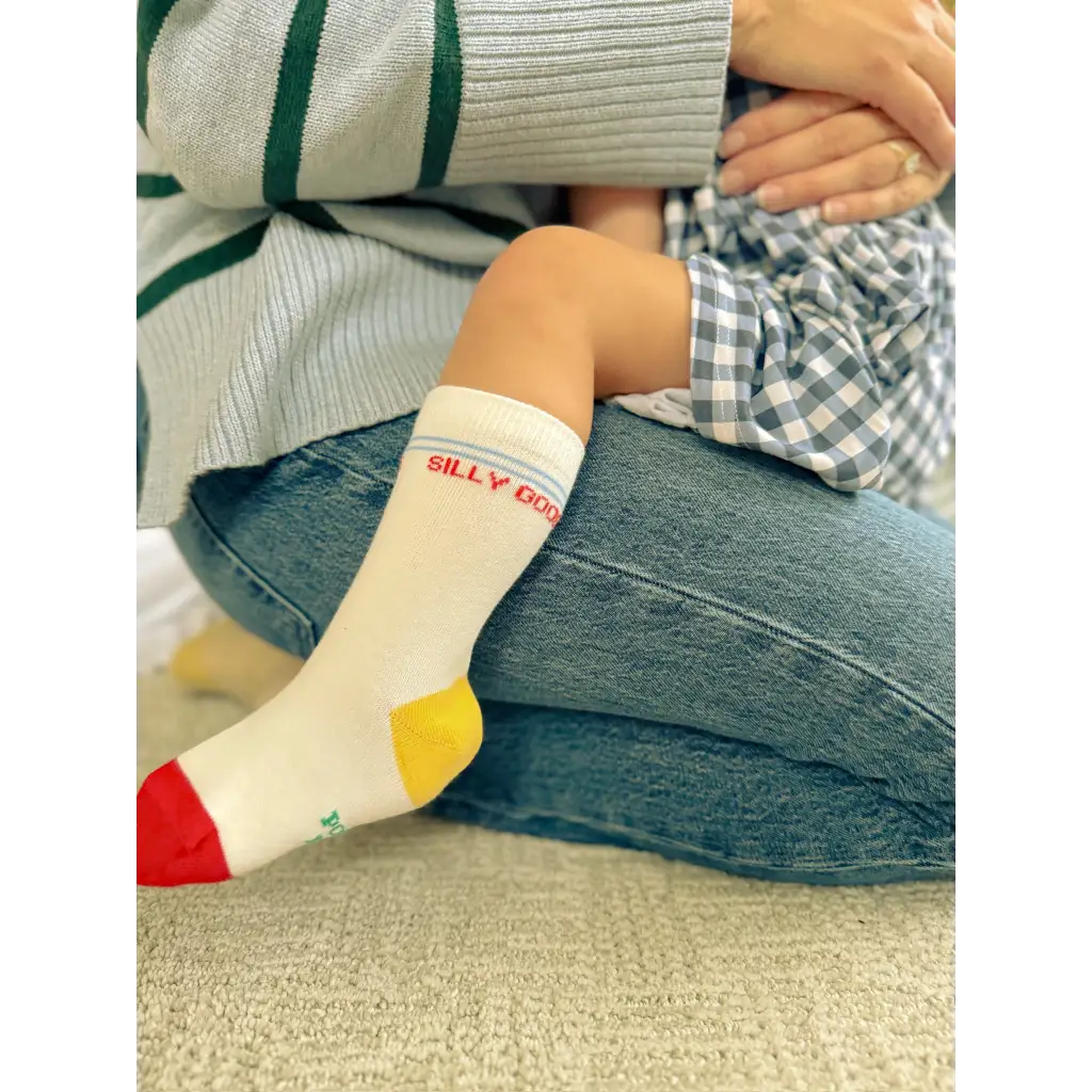 Silly Goose toddler socks in cotton blend with silly dog design