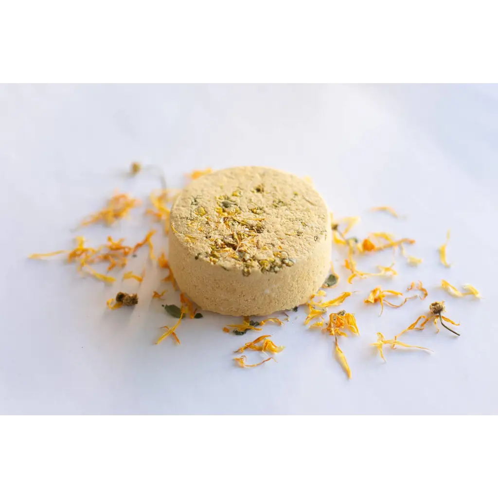WildFlora bath bomb with sodium bicarbonate, citric acid, witch hazel, orange petals